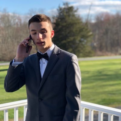 Profile Picture of D-Loading (@dylanbarry24) on Twitter