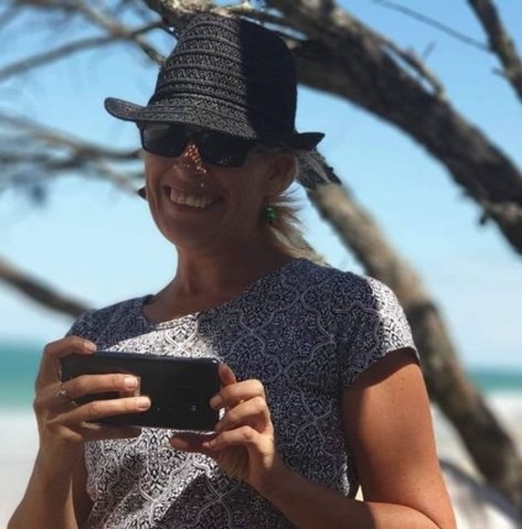 Profile Picture of Brooke Bergerson (@b_bergerson) on Poshmark