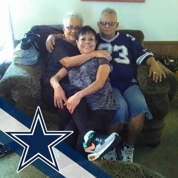 Profile Picture of Alice Martinez (@alicemartine820) on Poshmark