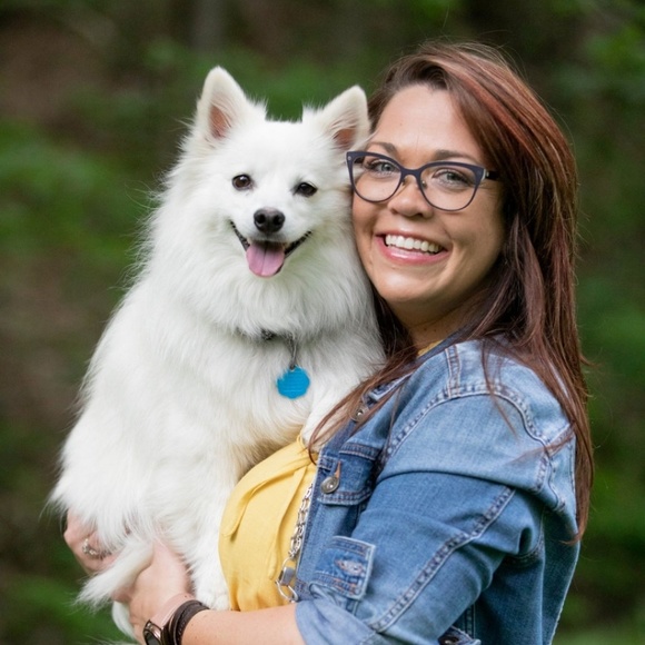 Profile Picture of Ericka Hoyt (@erickahoyt) on Poshmark