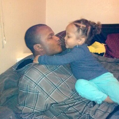 Profile Picture of Christopher Thomas (@balling15243) on Twitter