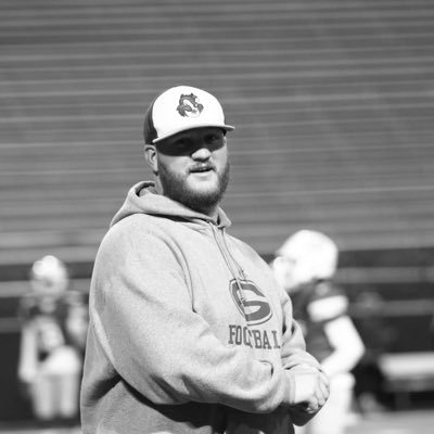 Profile Picture of Coach Bowen (@Cbowen90) on Twitter