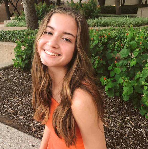 Profile Picture of Cassidy Fleger (@cassidyfleger13) on Poshmark