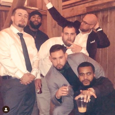 Profile Picture of Jon Barth (@ThatBullBease) on Twitter