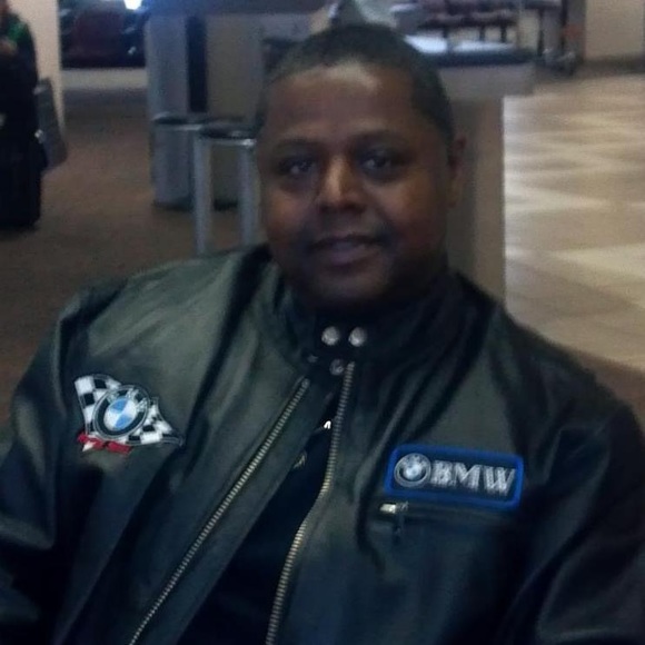 Profile Picture of Darrell Wright (@2x4nyc1) on Poshmark