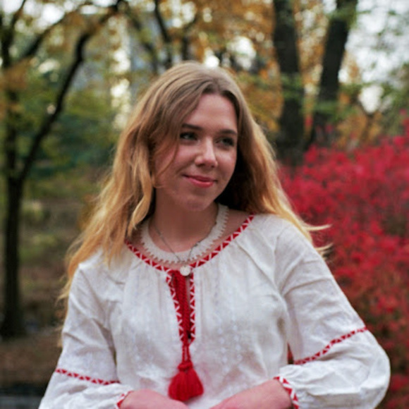 Profile Picture of Vlada Dobrovolska (@vl_dobrovolska) on Poshmark