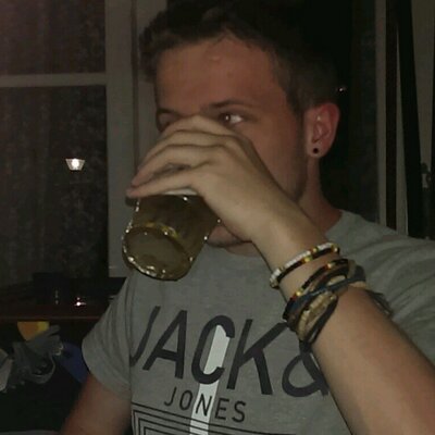 Profile Picture of Jordan Maxwell- Hoff (@jordanmaxwello) on Twitter