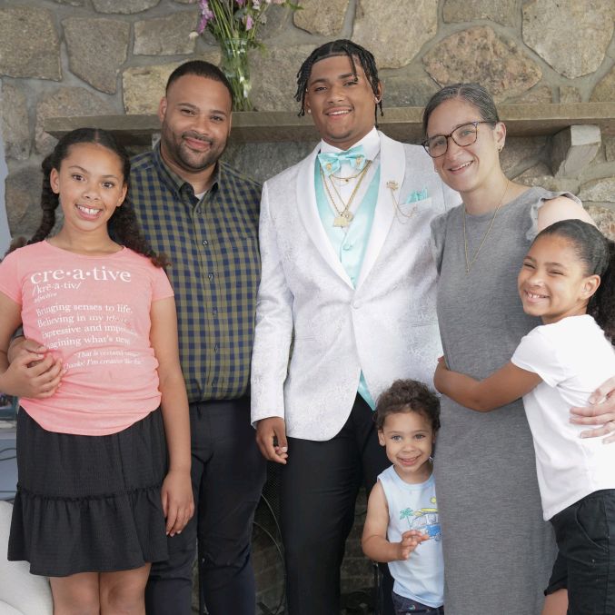 Profile Picture of Jamell Farmer (@jamellfarmer) on Tiktok