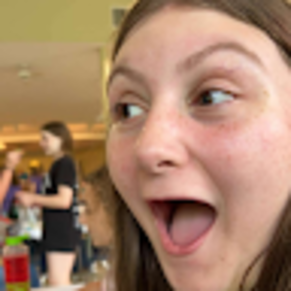 Profile Picture of Amber Graska (@amberzeffie2008) on Poshmark