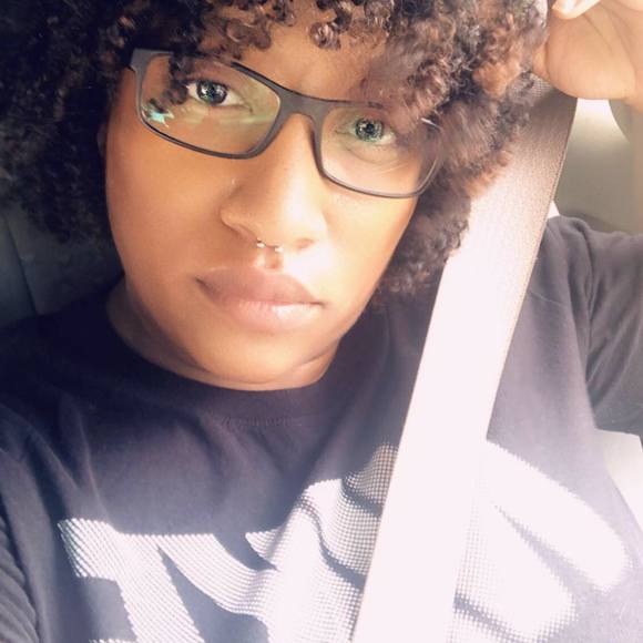 Profile Picture of Chaniece Brown (@chaniece) on Poshmark