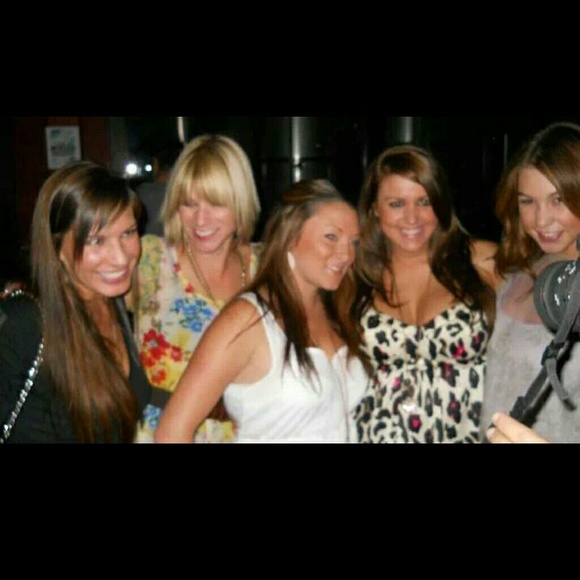 Profile Picture of Lindsy Mooser (@lmooser) on Poshmark