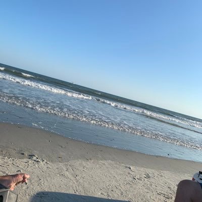 Profile Picture of Amanda Hooks (@AmandaHooks14) on Twitter