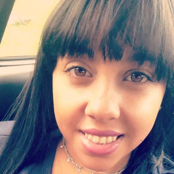 Profile Picture of Linnette Ruiz alvarez (@linnette_r) on Poshmark