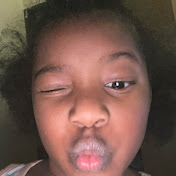 Profile Picture of Alisha Daniels Anya Look Over There Bench (@alishadaniels7191) on Youtube