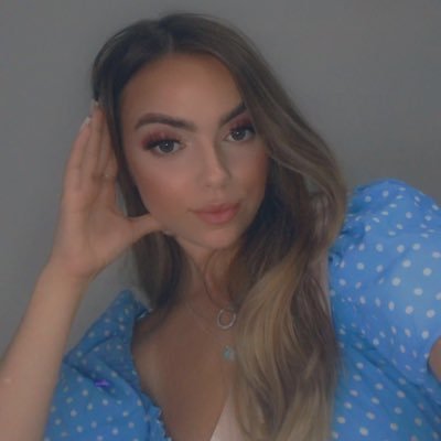 Profile Picture of Erin Newman (@erinRose306) on Twitter
