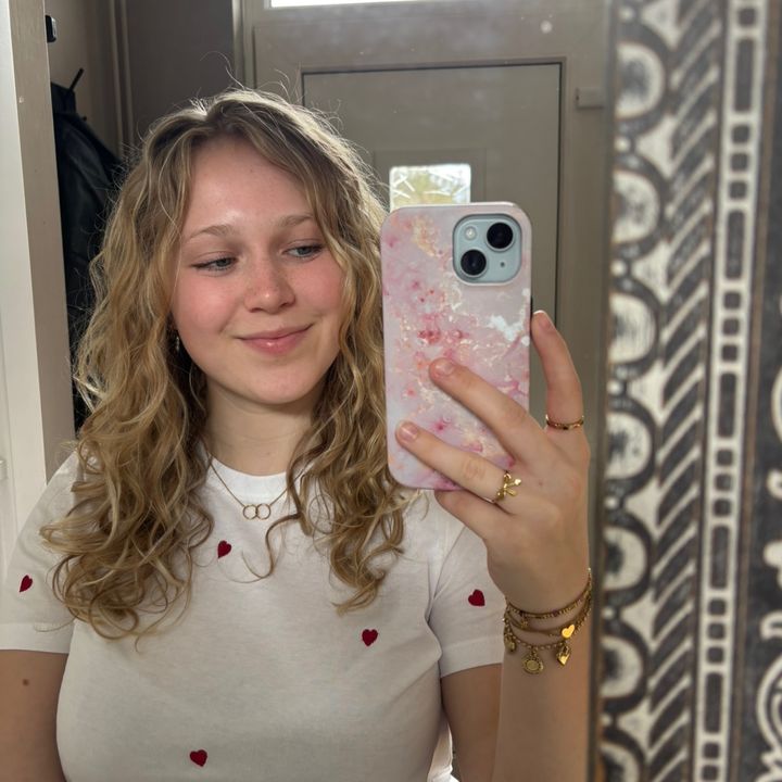 Profile Picture of tess :) (@tess.allen) on Tiktok