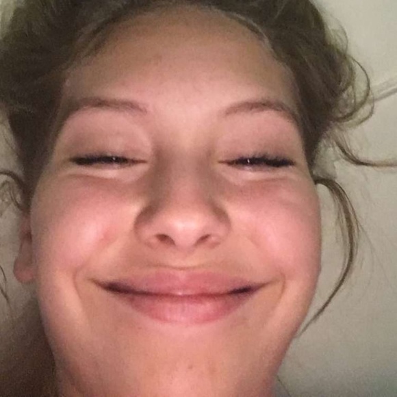 Profile Picture of Kaylee Hudman (@swaggirl772) on Poshmark
