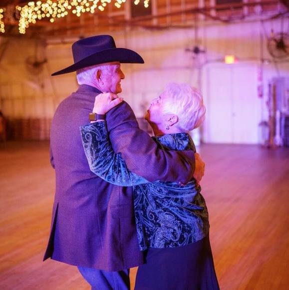 Profile Picture of Bobbye Dubose (@bobbyedubose) on Poshmark