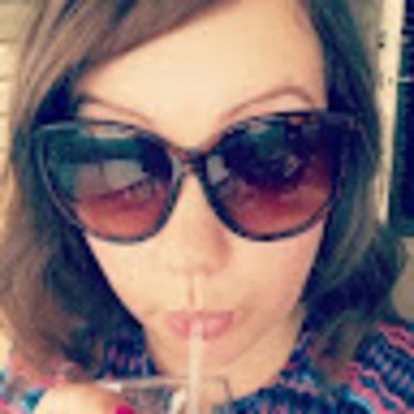 Profile Picture of Cheryl Ingrouille (@cingrouille) on Poshmark