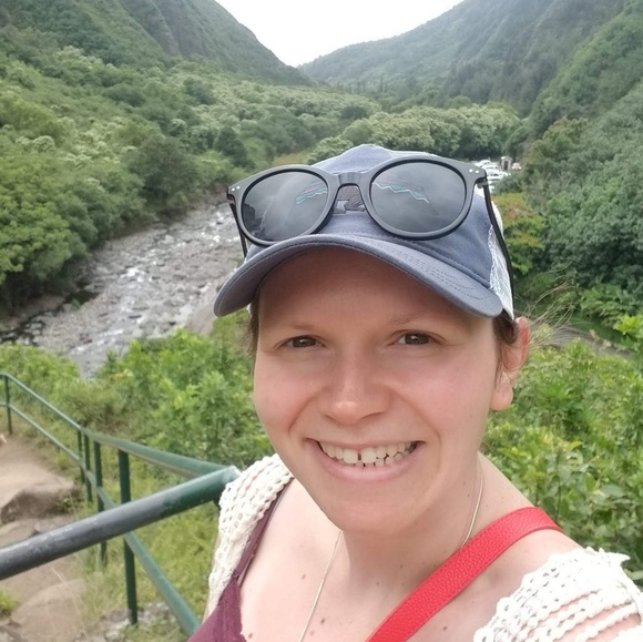 Profile Picture of Anna Mcsheffrey (@flygirl8904) on Poshmark