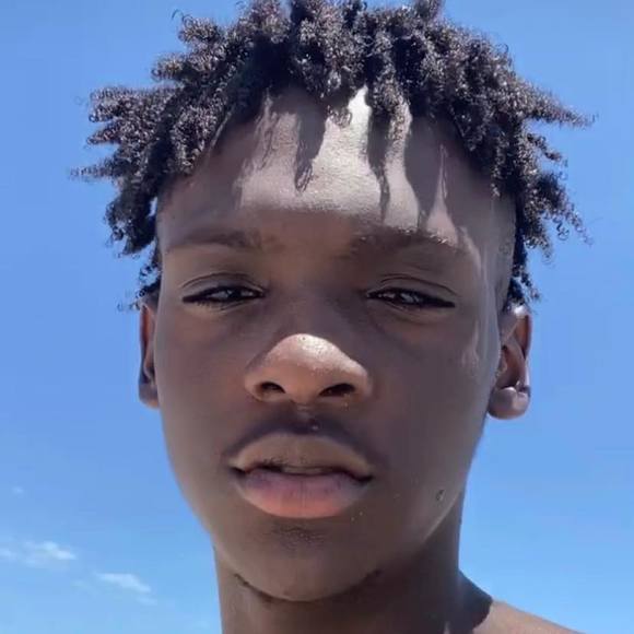 Visaint Vilbrun - Poshmark Profile Picture of Visaint Vilbrun (@mike5620) on Poshmark