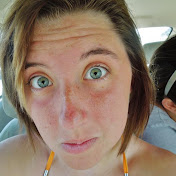 Profile Picture of Hannah Bowe (@mydogsnameischarlie0) on Youtube