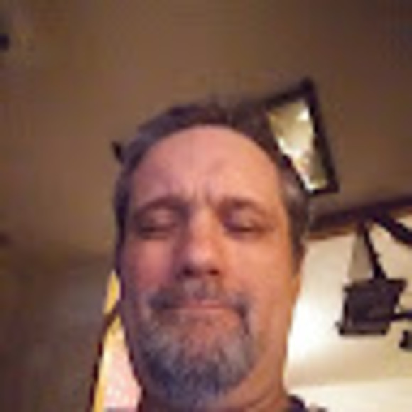 Profile Picture of Scott or wayne Lepper (@s_lepper) on Poshmark