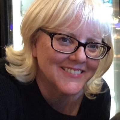 Profile Picture of Laura McLaughlin (@mclwebster) on Twitter