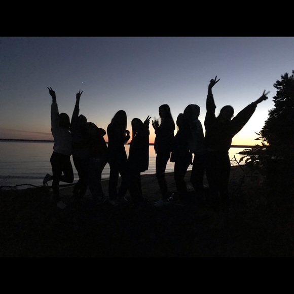 Profile Picture of Victoria Kovacs (@victoria_kovacs) on Poshmark