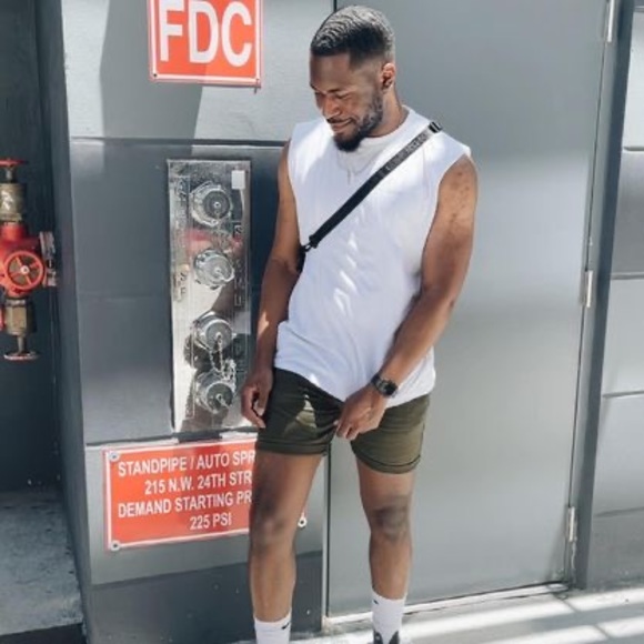 Profile Picture of Jerry Pierre (@iirundis05) on Poshmark