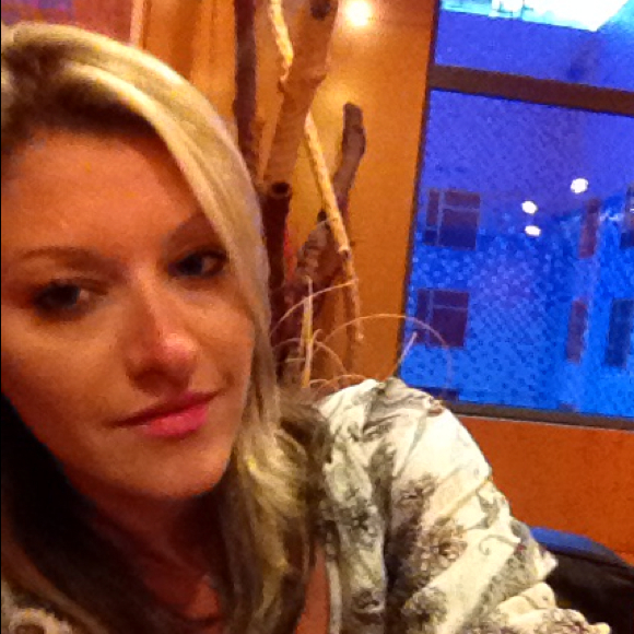 Profile Picture of Dawn Crouse (@dawncrouse2001) on Poshmark