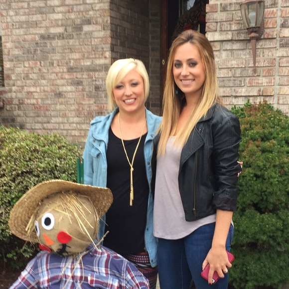 Profile Picture of Allie Kochert (@akochert1) on Poshmark