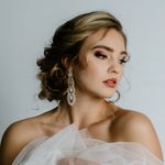 Profile Picture of MUA : Chanique Stander (@unique.makeupartistry.chanique) on Instagram