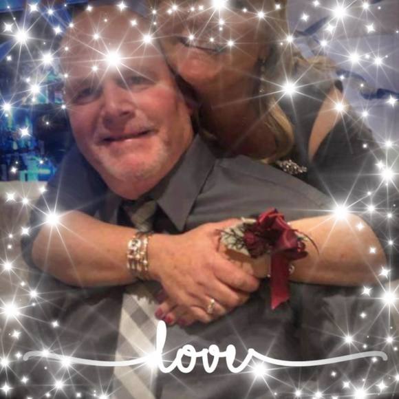 Profile Picture of Tammy Thiesing (@tammywhite12) on Poshmark