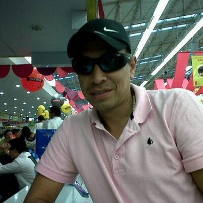 Profile Picture of Gilbert  Villárreal (@gillbertvilla) on Twitter