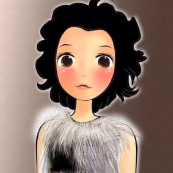 Profile Picture of Xiaoqing Zhang (@sofaye) on Poshmark