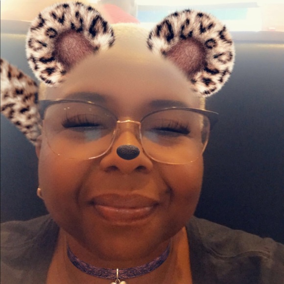 Profile Picture of Sandra Daniel (@lexia124) on Poshmark