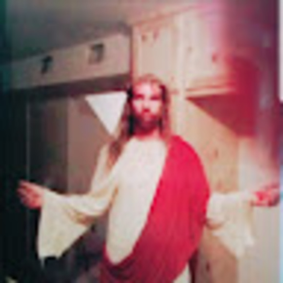 Profile Picture of Daniel Baxter (@dwbax67) on Poshmark