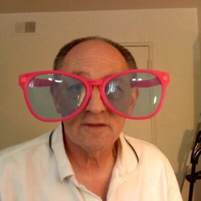 Profile Picture of Steven Silverstein (@couchpotatoses) on Twitter