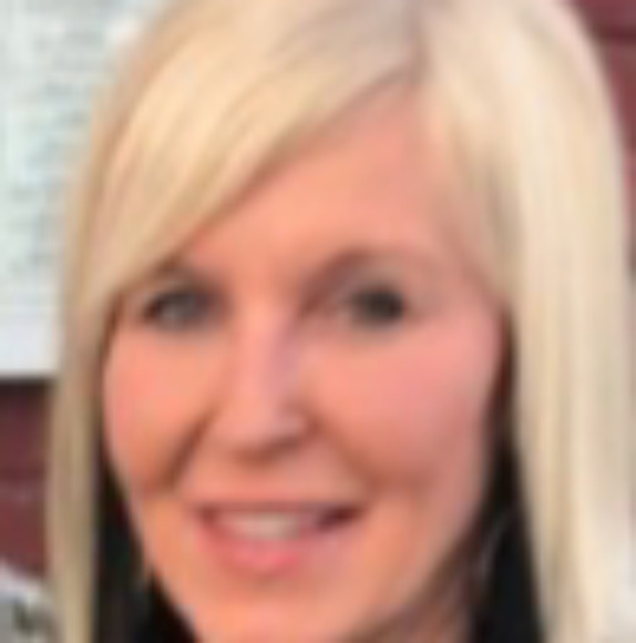 Profile Picture of Jennifer Cramer (@jc_in_kc) on Poshmark