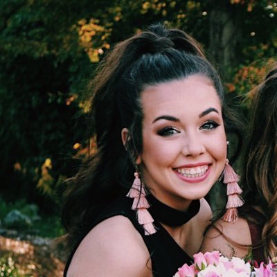 Anna Hoblitzell - Twitter Profile Picture of Anna Hoblitzell (@AnnaHoblitzell) on Twitter