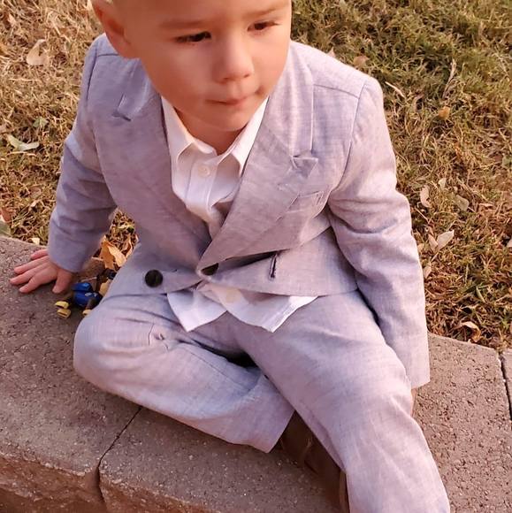 Profile Picture of Anna Hatchell (@bonkers0022) on Poshmark