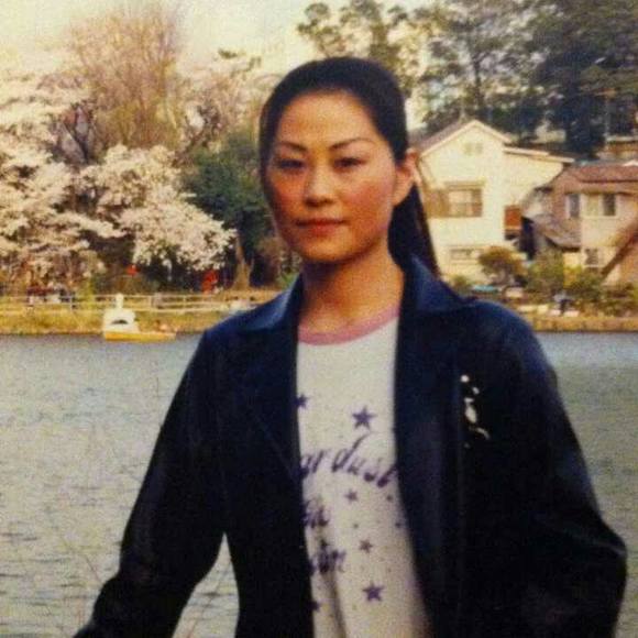 Lily Xie - Poshmark Profile Picture of Lily Xie (@yinghuaxie) on Poshmark