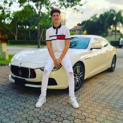 Profile Picture of Nicolas Daniels (@nicosvj) on Twitter