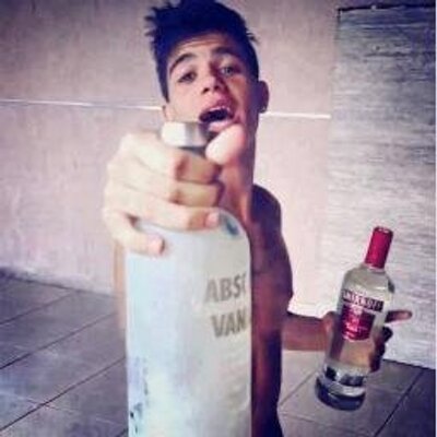 Profile Picture of Charles Lopes Pq Sim (@pqcharlles) on Twitter