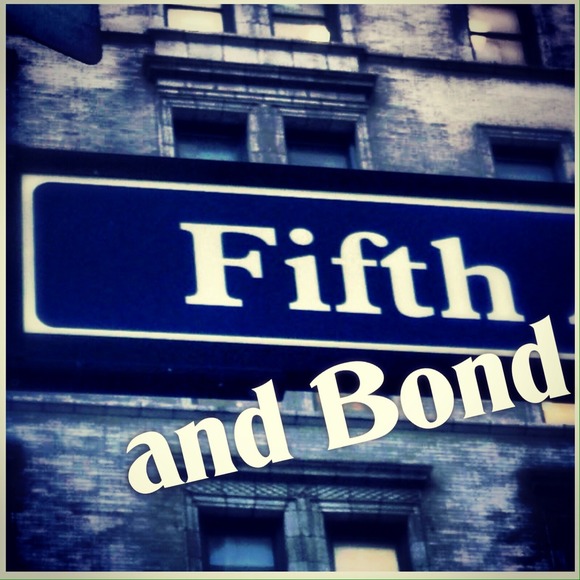 Profile Picture of Tianna Bell (@5thandbond) on Poshmark