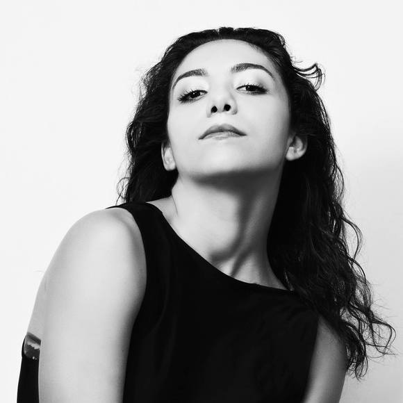 Profile Picture of Arneshuia Nelson (@arneshuia) on Poshmark