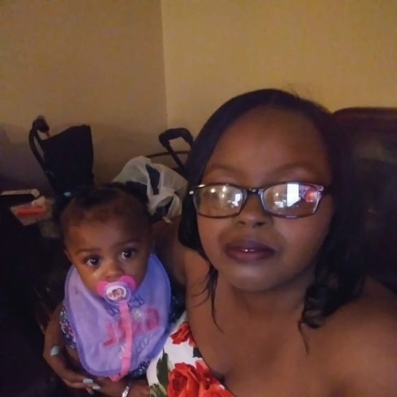 Profile Picture of Keshauna Comeaux (@keshaunacomeaux) on Poshmark