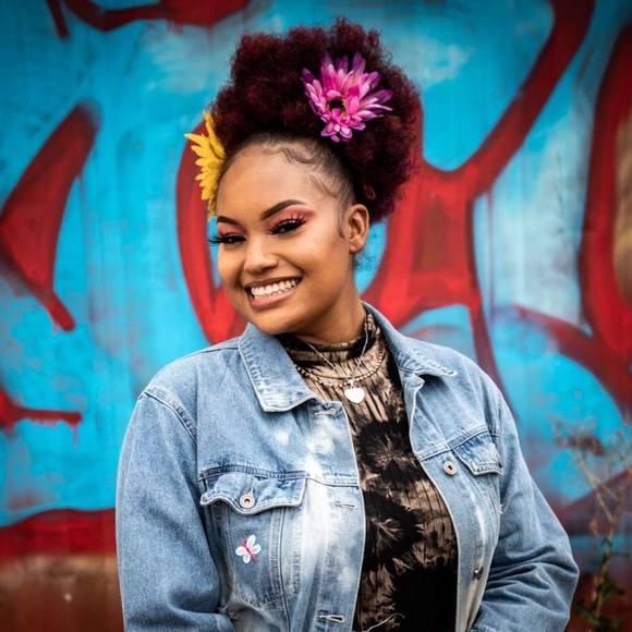 Profile Picture of Cleopatra Daniels (@cleopatradan466) on Poshmark