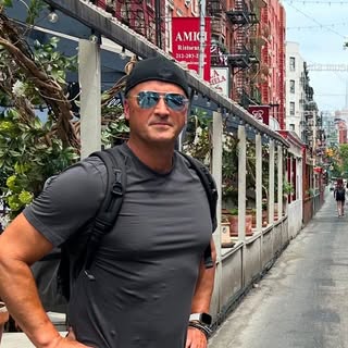 Profile Picture of Brad (@bradfordbrewster) on Instagram